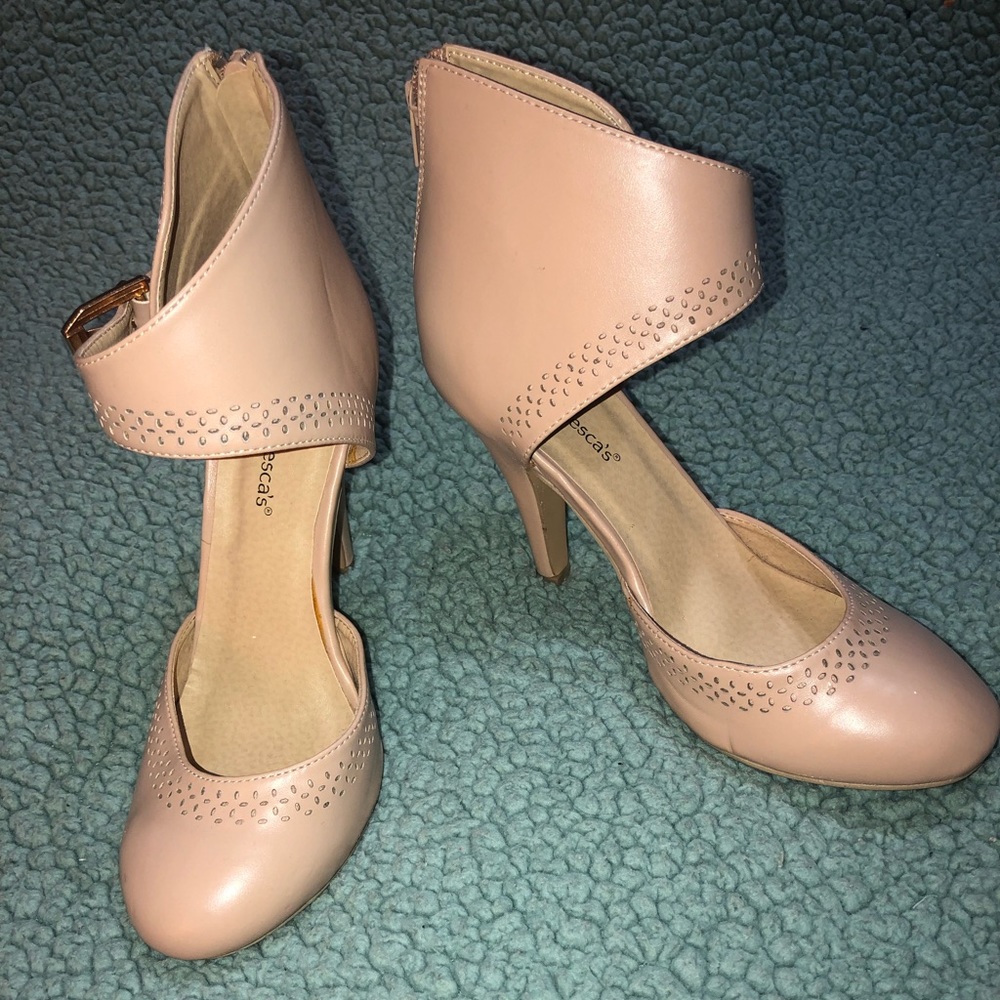 Francesca’s nude heels